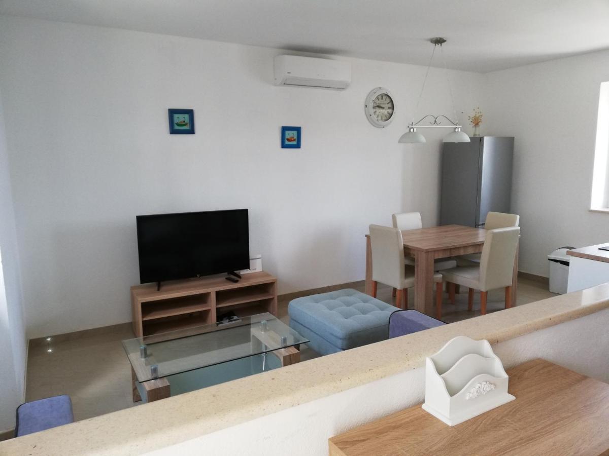 Apartman Postira Rot Dış mekan fotoğraf